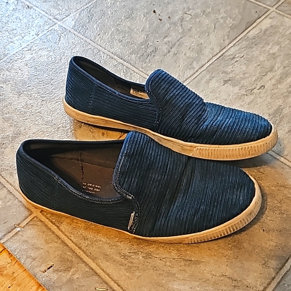 Women's Toms